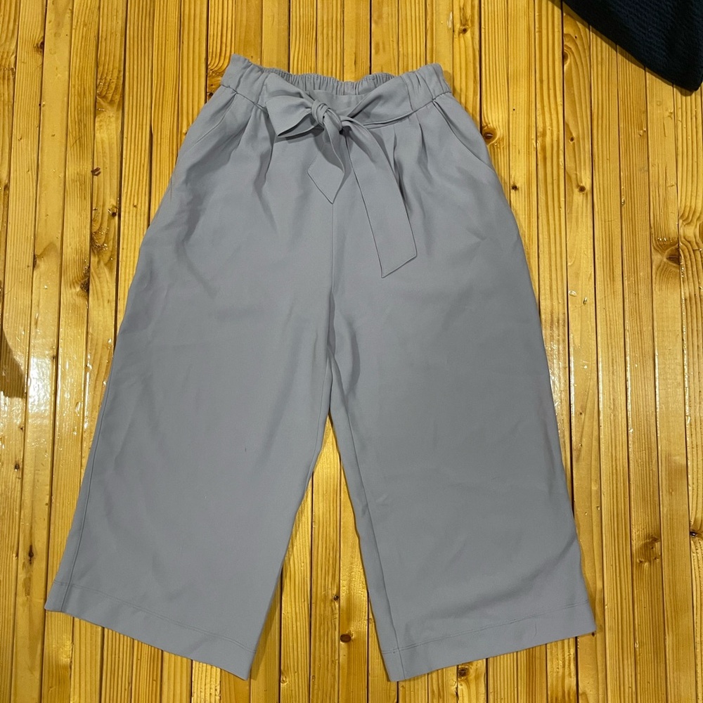 Lululemon Wide Leg Noir Crop